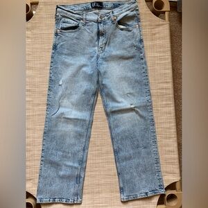 Gap stonewashed low rise straight crop stretch jeans women’s size 8